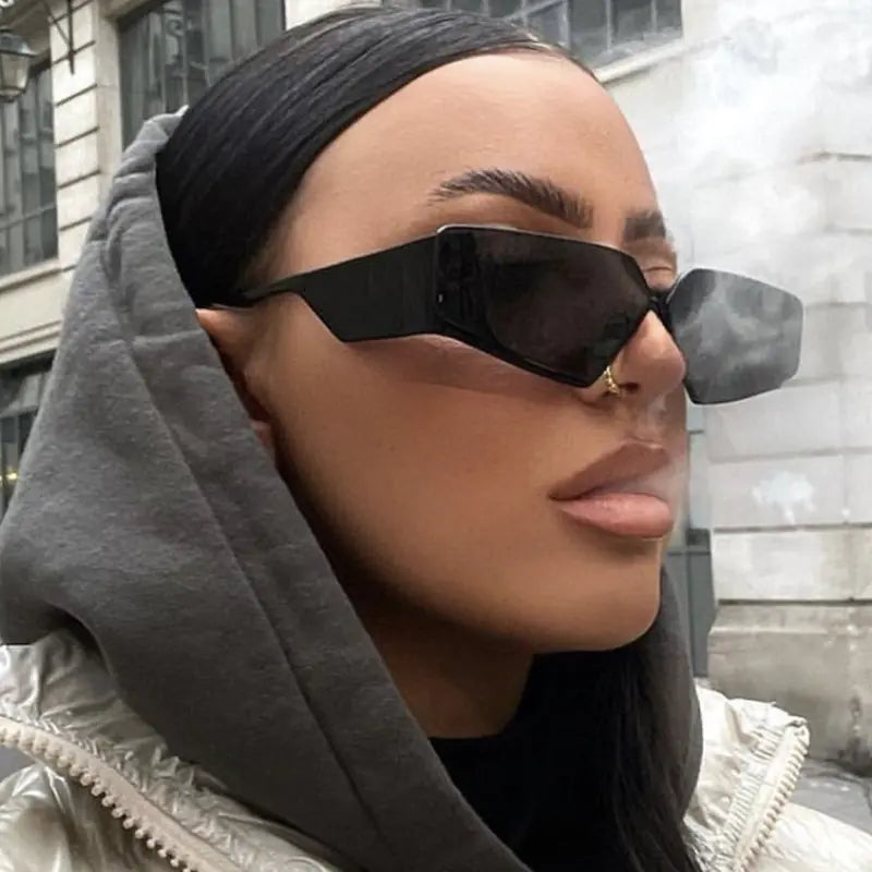 Chic Y2K Street-Style Frameless Sunglasses